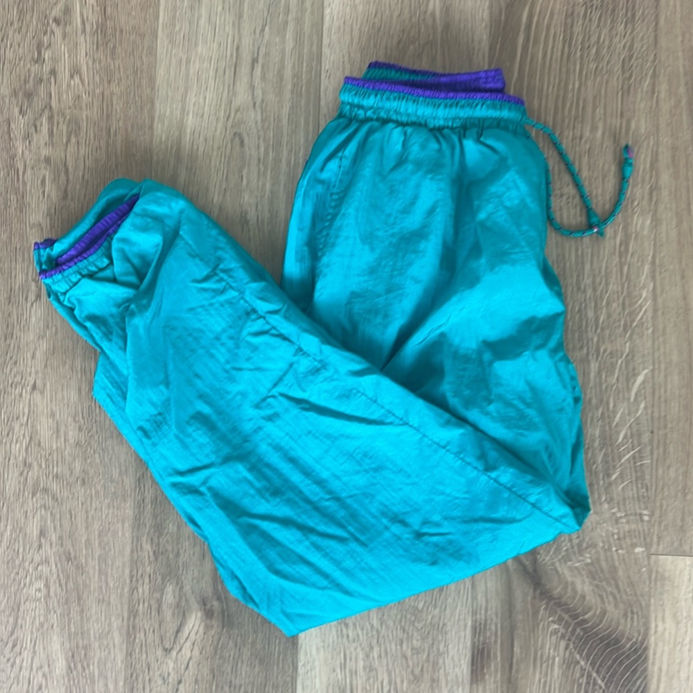 White Stag collection parachute pants Size : Large